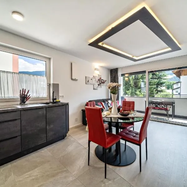 Apartment il cuore rosso, Hotel in Naturns