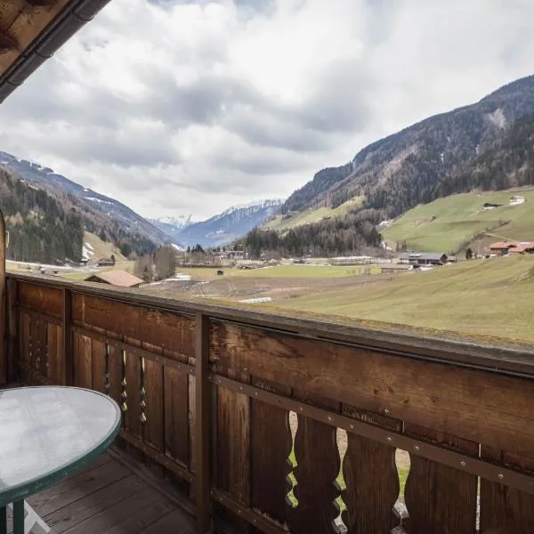 Apartment Edelweiß Oberachrain, Hotel in St. Jakob im Ahrntal