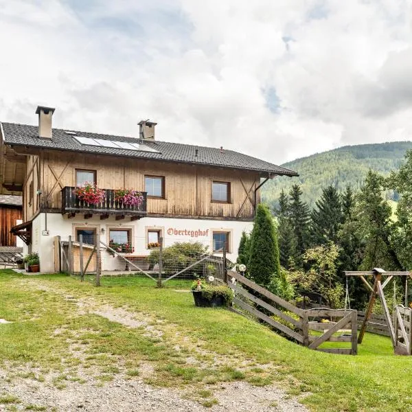 Obertegghof Wohnung Schartenblick, hotel u gradu 'Sarntal'