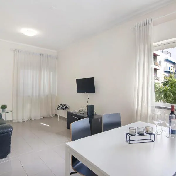 Matinhos House, hotel em Faro