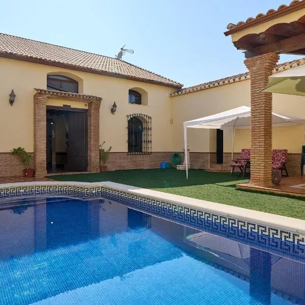 Vivienda Turística Rural Santa Fe, hotel u gradu Montilja