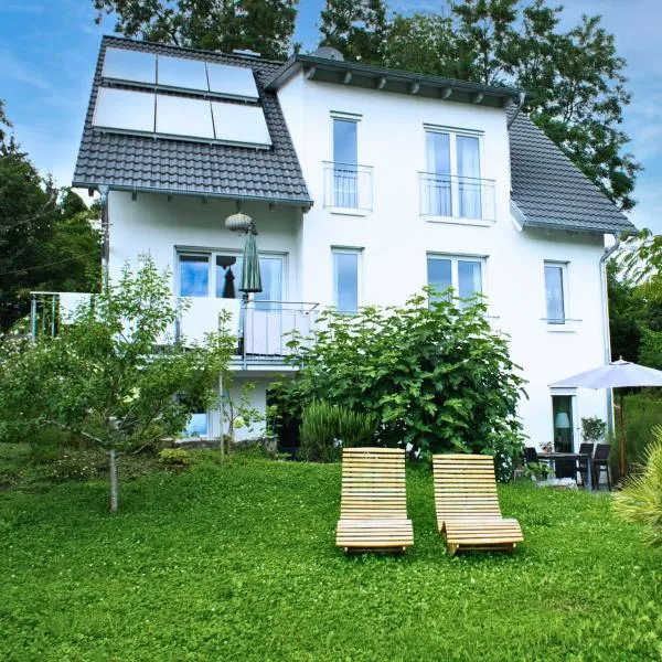 Ferienwohnung Im Laubgarten, hotel in Öhningen