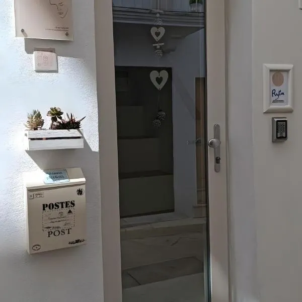 Dimora Giulia Luxury Suite and Room, hotel in Castellana Grotte