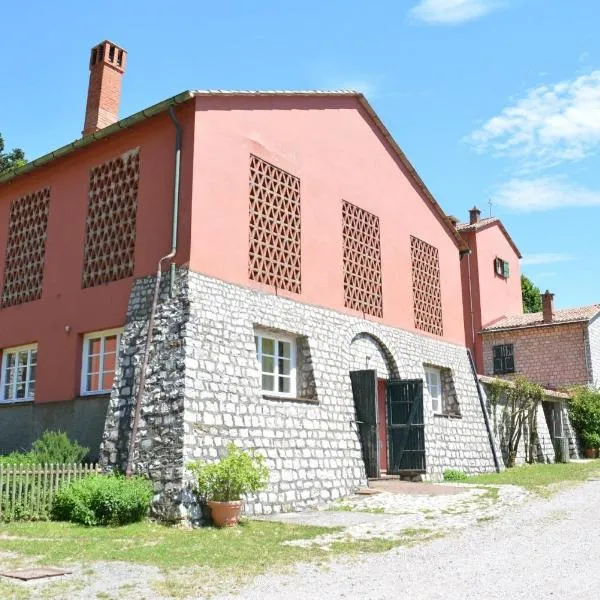 Agriturismo Monte Pu', hotel v destinaci Castiglione Chiavarese