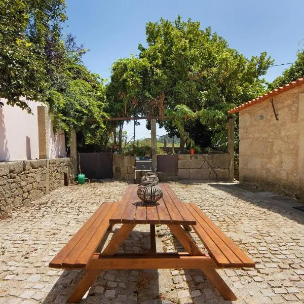 Villa Casa do Outeiro, hotel di Guilhabreu