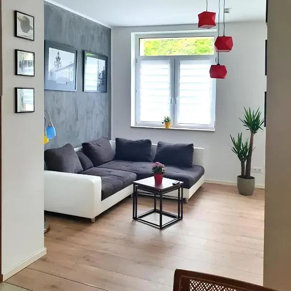 Geräumige moderne 3 Raumwohnung, hotel em Dohna