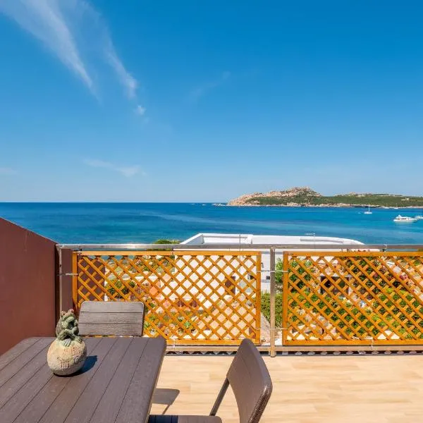 Sul mare a Santa Teresa, hotel u gradu Santa Tereza Galura