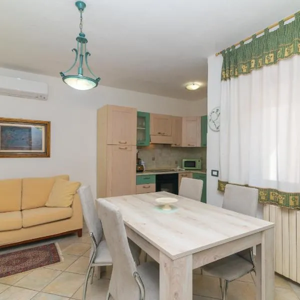 La Casa in Gallura piano terra, hotel di Calangianus