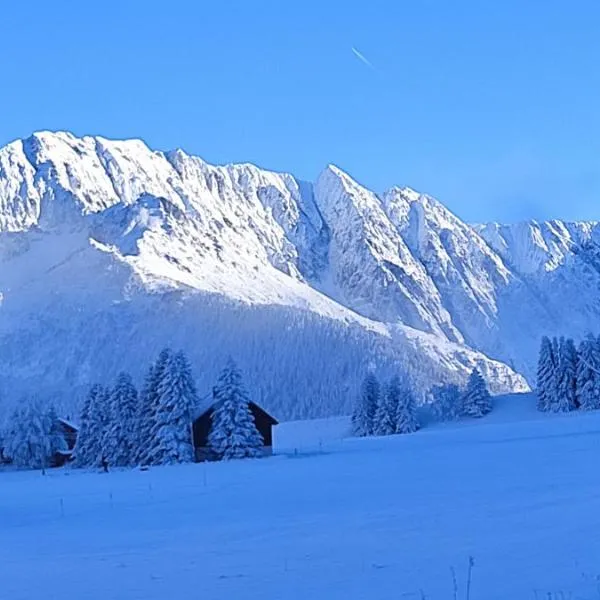 Studio Appartement Grand Serre, готель у місті La Morte
