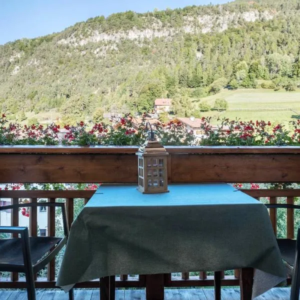 Lotschenhof Apt Margerite, hôtel à Trodena