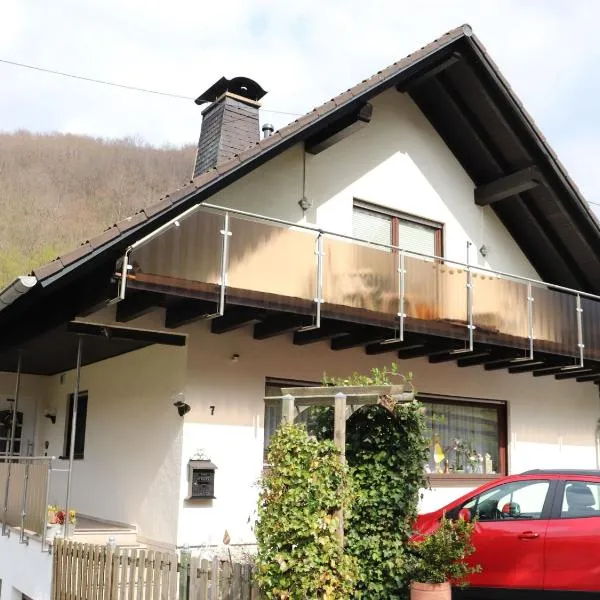 Fewo-rosenberger-sauerland, hotel i Lennestadt