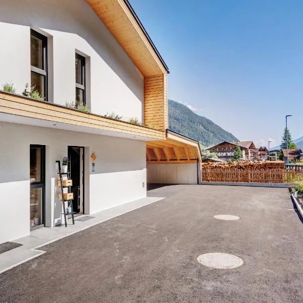 Stackler54 - mit Balkon, hotel in Neustift im Stubaital