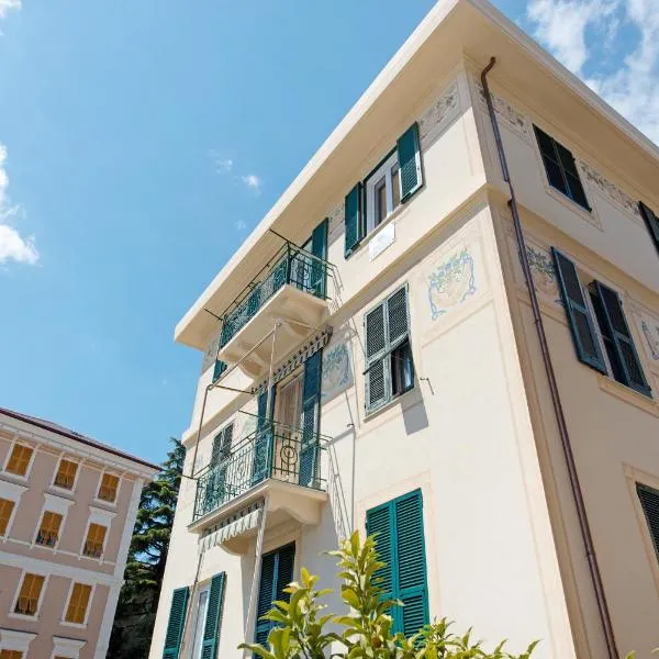 Bilocale Mezzano in centro, hotel in Varazze