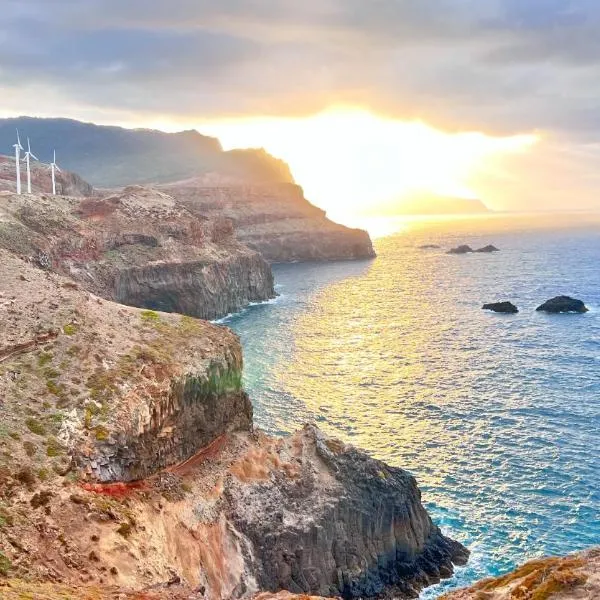 Studio Home Away from Home: Caniçal'da bir otel