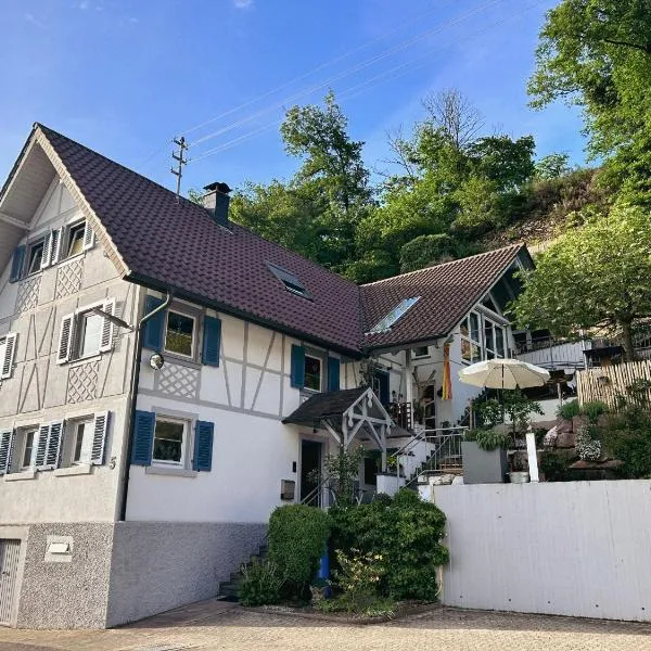 Ferienwohnung Silvi und Heinz Huber, hotel v mestu Durbach
