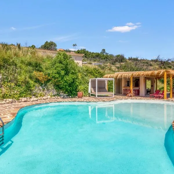 Bed and Breakfast La Ruta Naranja, hotell i Adsubia