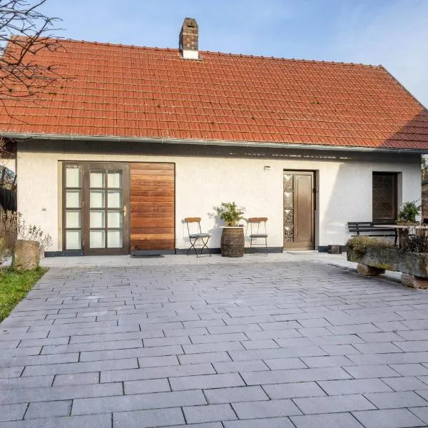 Ferienhaus Felsenblick – hotel w mieście Rippershausen