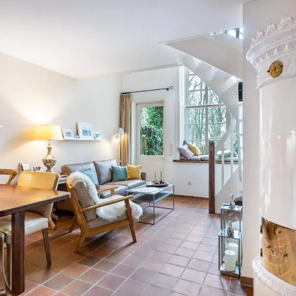 Ferienwohnung Kurparkhaus 19c Wyk, hotel i Vyk