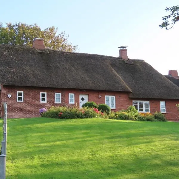 Große Warf mit Rasenfläche, ξενοδοχείο σε Ockholm