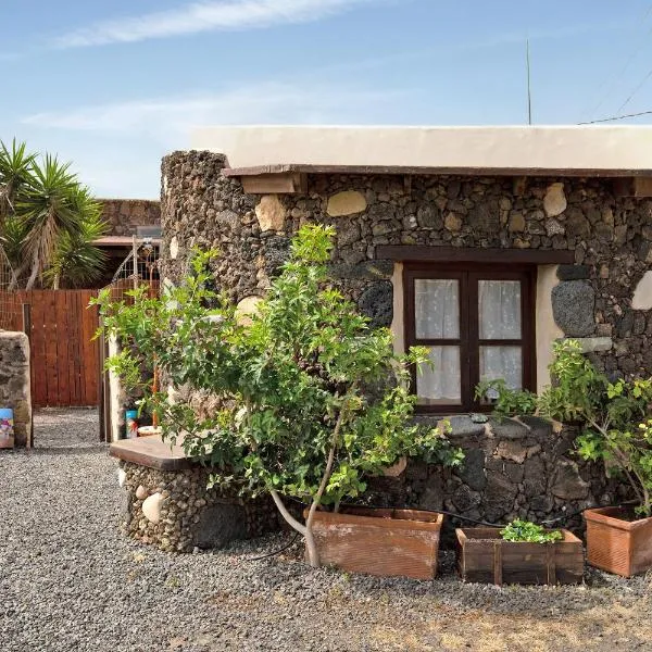 Yukalele 2, Hotel in Lajares