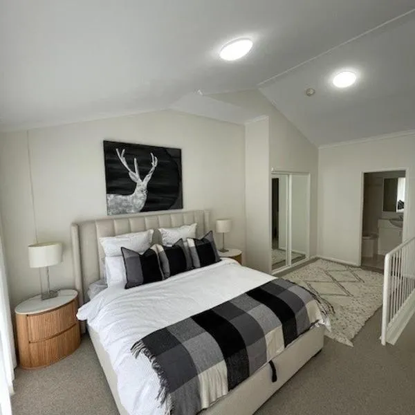 Modern 2 Bedroom Apartment, hotel din Jindabyne