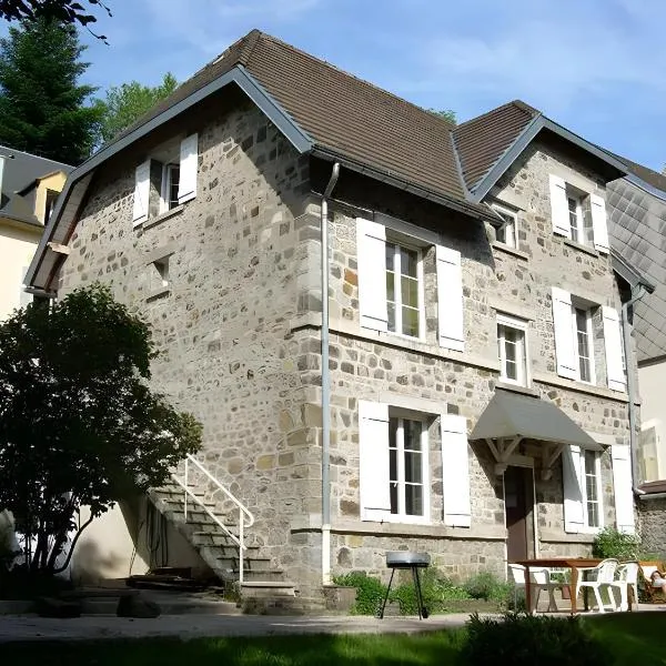 Villa L'autre vie Là, hotel v destinaci La Bourboule