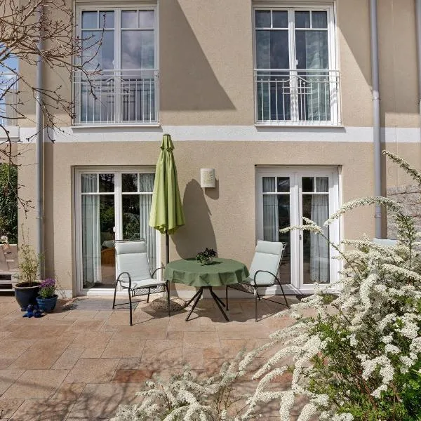 Ferienwohnung Alpencity, hotel em Brunnthal