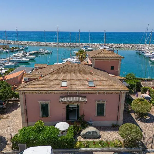 Villa Liberty Rosa 1912, hotel in San Vincenzo