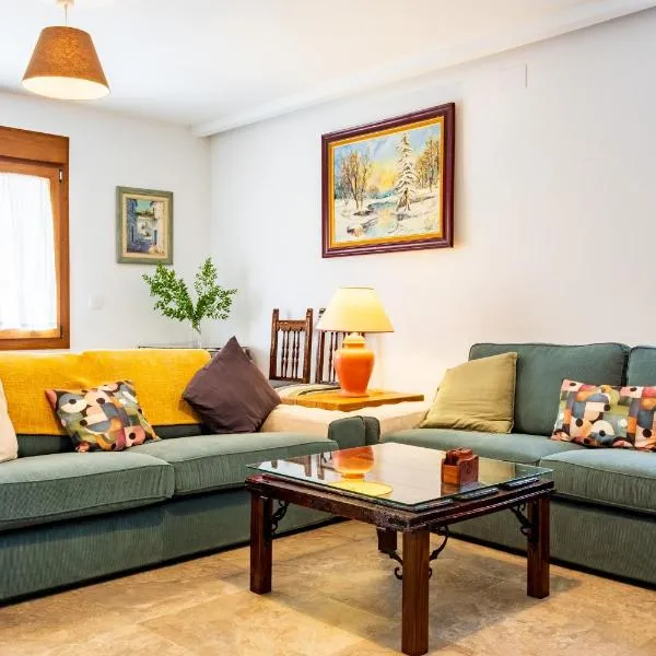 나발루엔가에 위치한 호텔 Quercus