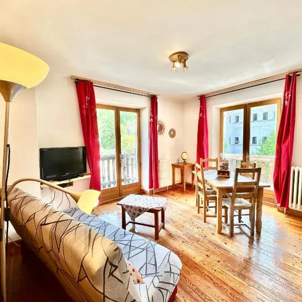 Ségure Chalet l'étoile des cîmes, hotel em Ristolas