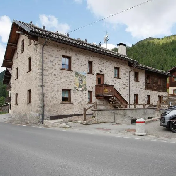 Loredana - Al Bait Da Santin, Hotel in Livigno