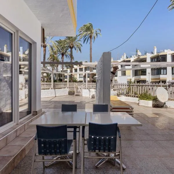 Apartamento Las Flores2, hotell i San Bartolomé