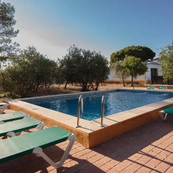 Villa Los Pinos, hotel Marchenában