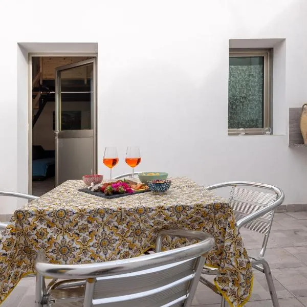 Casa Vacanza Francesca, hotel u gradu Menfi