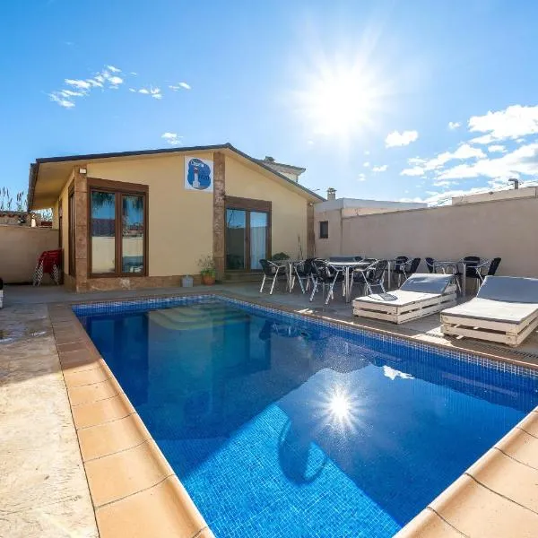 Casa Faro, hótel í Camarles