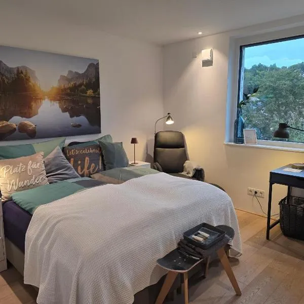 Stadtnahes Gästezimmer Im Penthouse, hotel in Tübingen