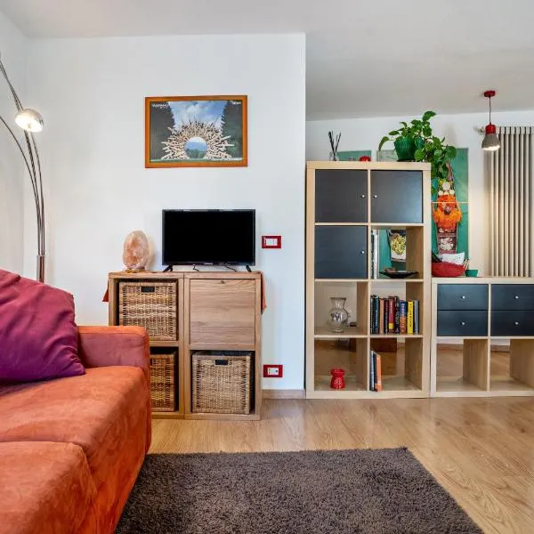 Balconi Rossi Borgo Valsugana، فندق في بورغو