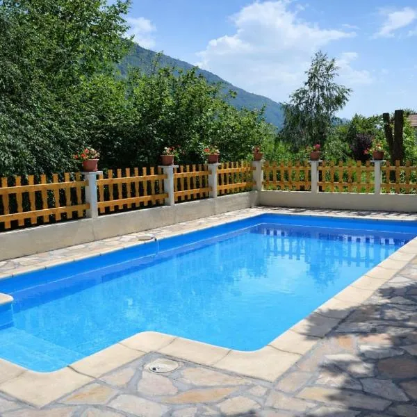 Chambres d'hôtes - Chez Antho: Betton-Bettonet şehrinde bir otel