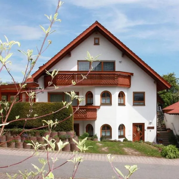 Ferienwohnung Linder、シェームベルクのホテル