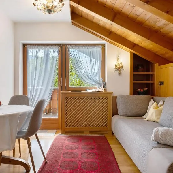 Mayr Apartments Fünf, hotelli kohteessa Plaus