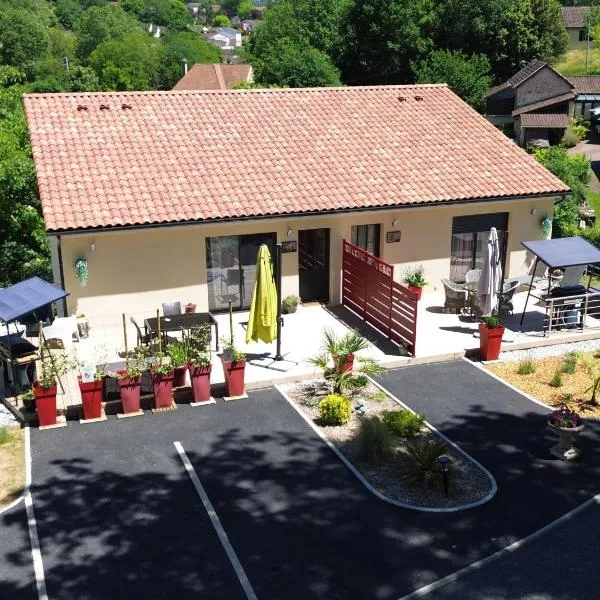 Gite le Pic Epeiche, hotel u gradu Sarla la Kaneda