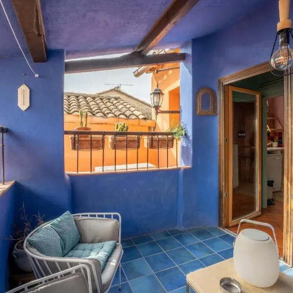 Gîte La Confidence, hotel di LʼIsle-sur-la-Sorgue