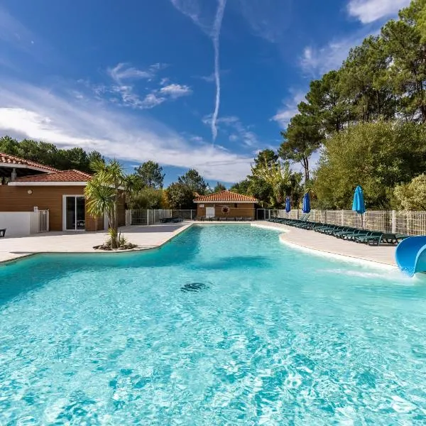 Chalet bois lac de Biscarrosse, Hotel in Parentis-en-Born