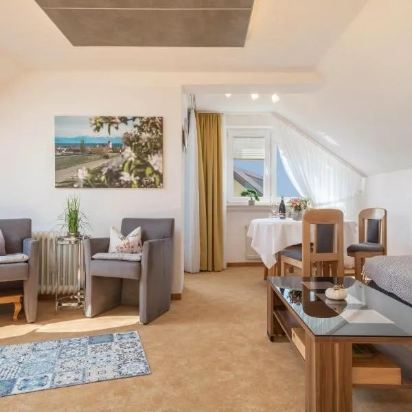 Ferienwohnung Lilo, hotel a Immenstaad am Bodensee