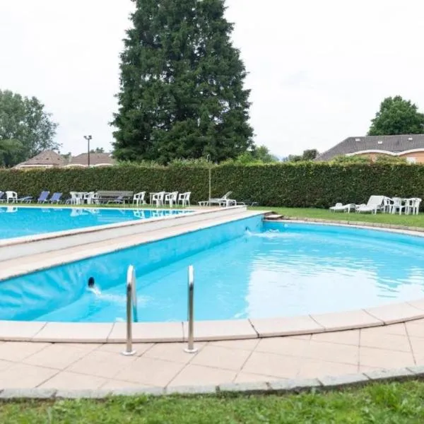 Ispra में, होटल Nice Lake view apartment