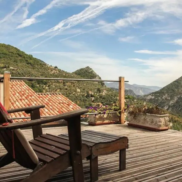 Eco Chalet avec Grande Terrasse, viešbutis mieste Sospelis