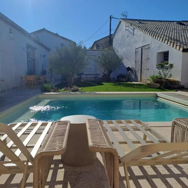 Maison dépaysante au calme Soyaux Angoulême, hotel em Soyaux