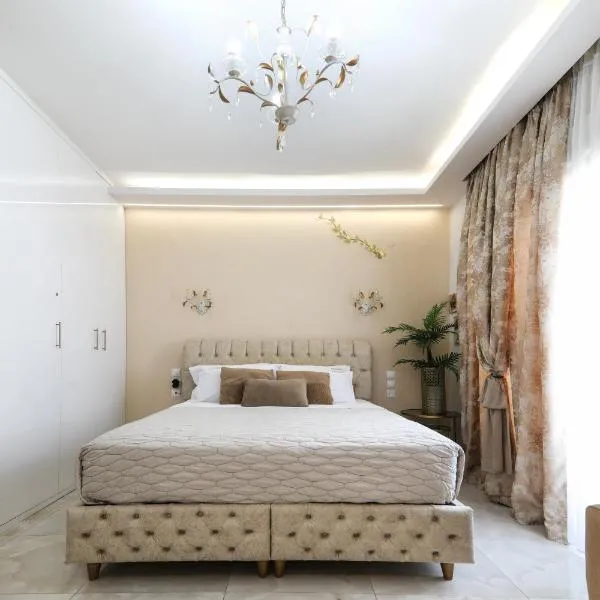 GOLDENSPACE exquisite suite near the port, hotel em Volos