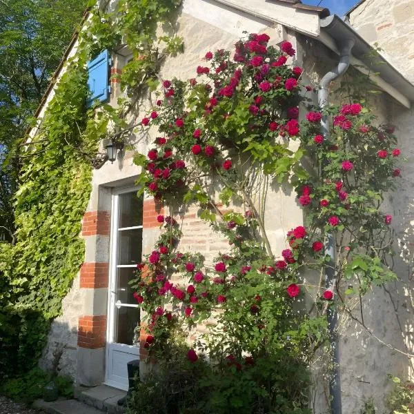 Le Gite Amical des Chiens, готель у місті Penne-dʼAgenais