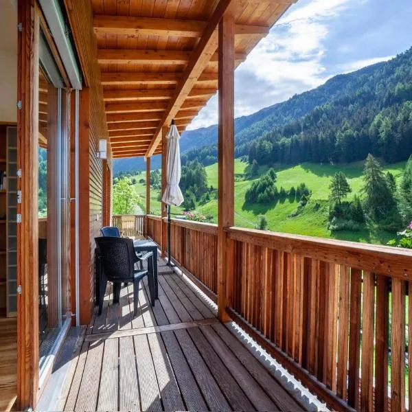 Pritscheshof Ferienwohnung Balkon, hotel a Malles Venosta